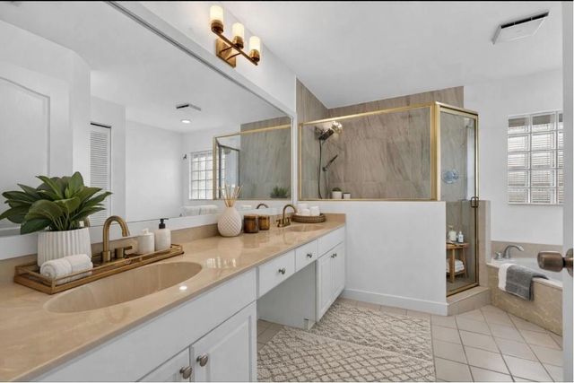 1055 NW 117th Avenue, Coral Springs, FL 33071