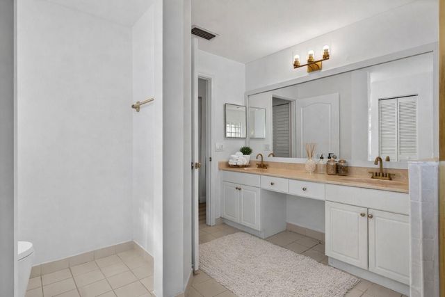 1055 NW 117th Avenue, Coral Springs, FL 33071