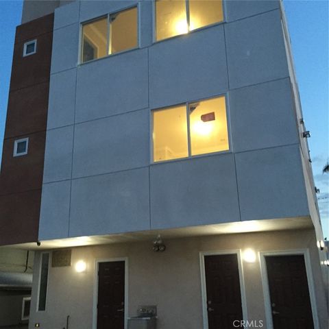 16754 Pacific Coast Hwy B, Sunset Beach, CA 90742