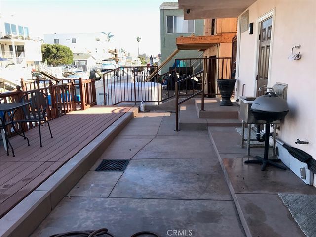 16754 Pacific Coast Hwy B, Sunset Beach, CA 90742