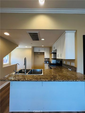 16754 Pacific Coast Hwy B, Sunset Beach, CA 90742