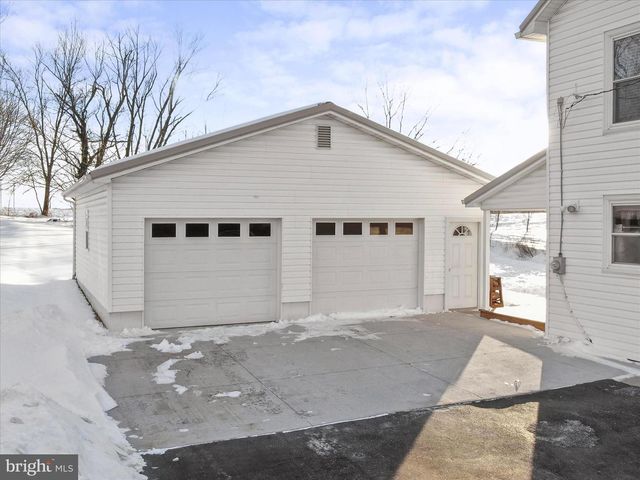 62 E MAIN STREET, Fayetteville, PA 17222