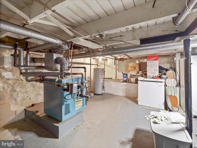 62 E MAIN STREET, Fayetteville, PA 17222