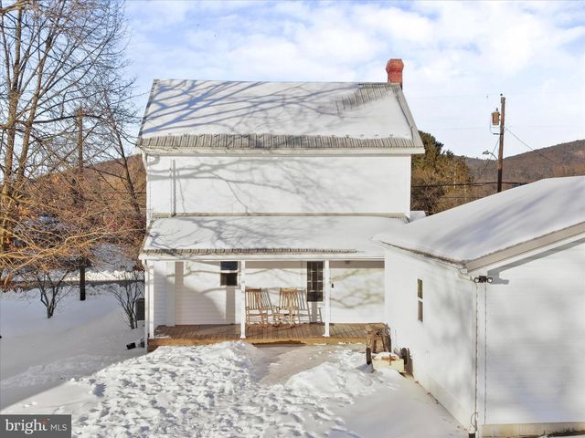 62 E MAIN STREET, Fayetteville, PA 17222