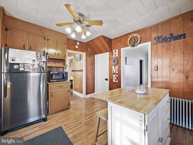 62 E MAIN STREET, Fayetteville, PA 17222