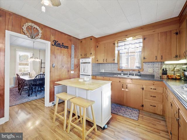 62 E MAIN STREET, Fayetteville, PA 17222