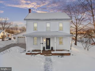 62 E MAIN STREET, Fayetteville, PA 17222