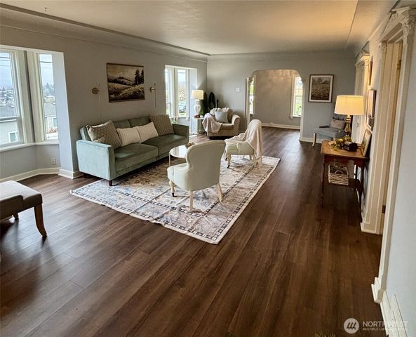 1109 E 31 Street, Tacoma, WA 98404