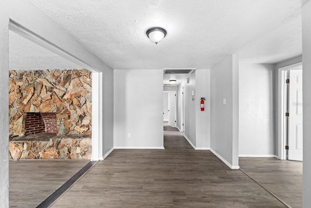 4220 E POWHATAN AVENUE, Tampa, FL 33610