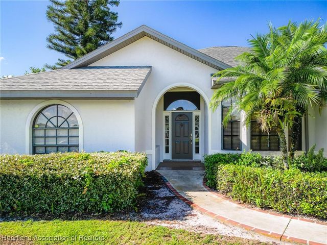 2225 Jackson Drive, Sebring, FL 33870
