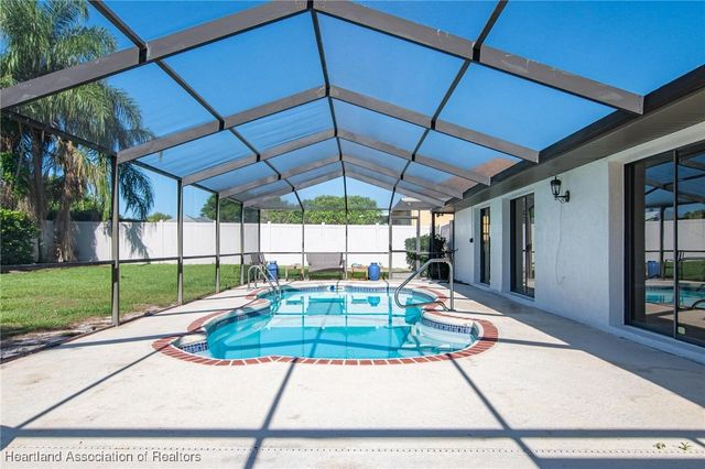2225 Jackson Drive, Sebring, FL 33870