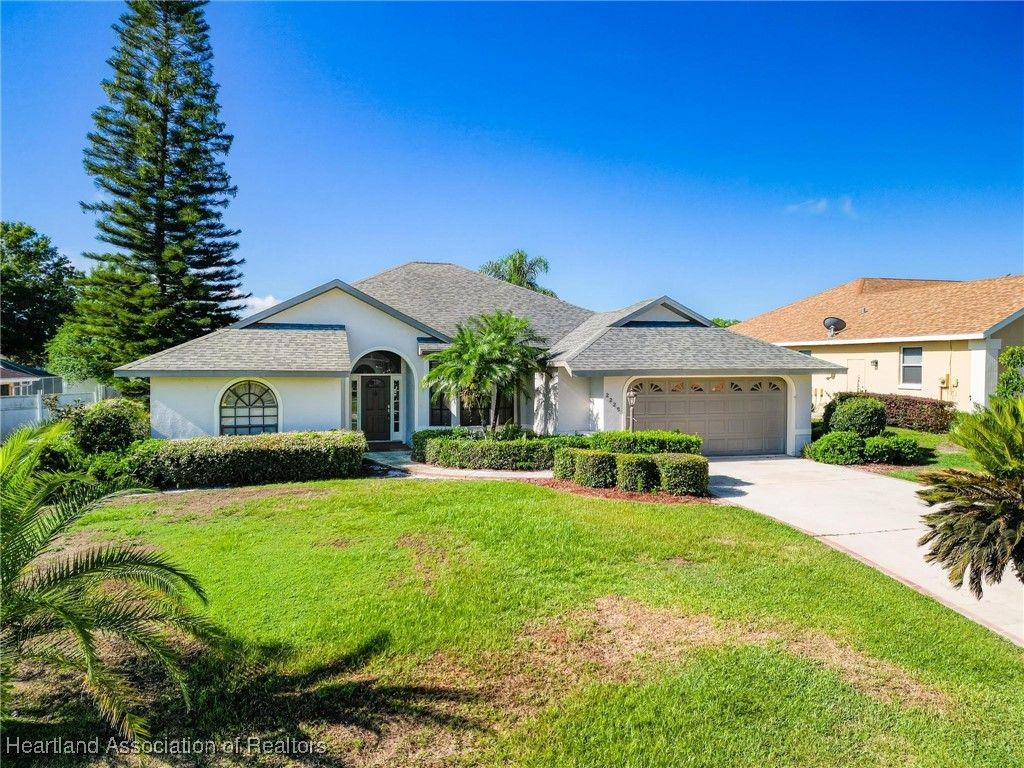 2225 Jackson Drive, Sebring, FL 33870