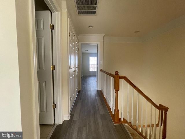 41851 CINNABAR SQ, Aldie, VA 20105