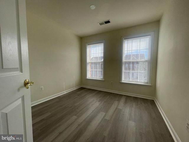 41851 CINNABAR SQ, Aldie, VA 20105