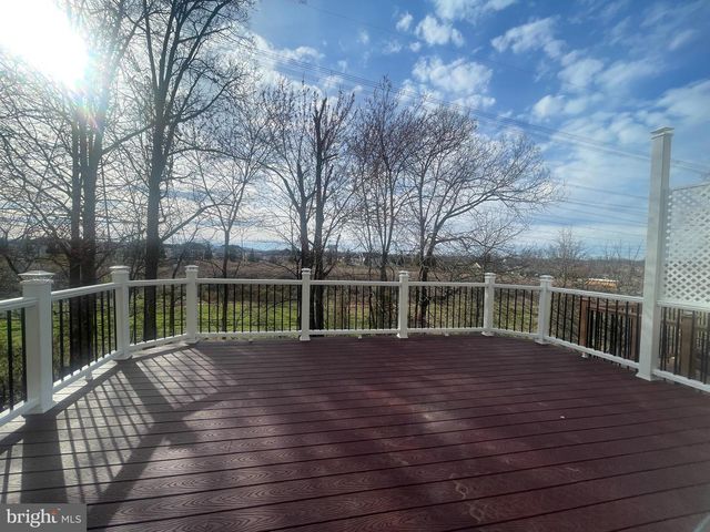 41851 CINNABAR SQ, Aldie, VA 20105