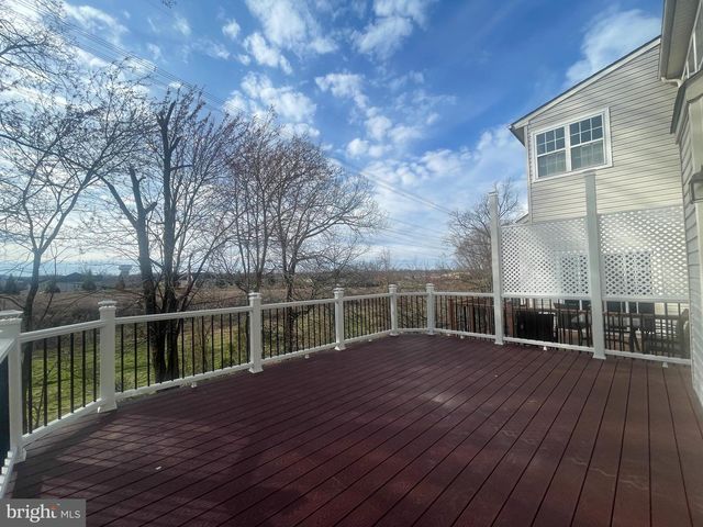 41851 CINNABAR SQ, Aldie, VA 20105