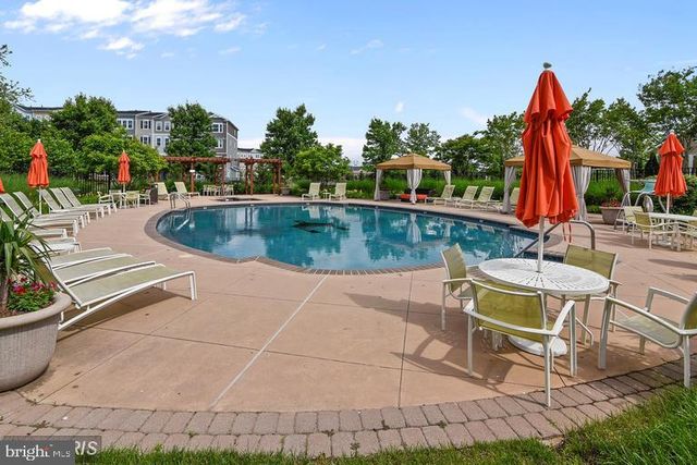 41851 CINNABAR SQ, Aldie, VA 20105