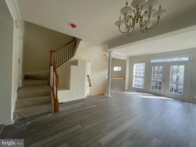 41851 CINNABAR SQ, Aldie, VA 20105