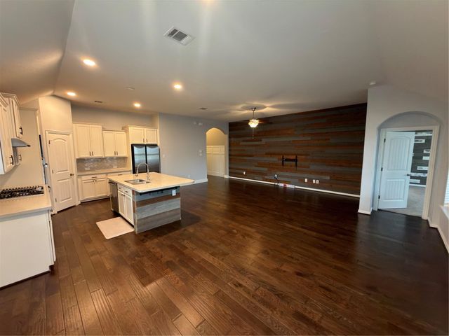 115 Brazil DR, Buda, TX 78610