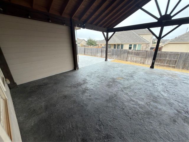 115 Brazil DR, Buda, TX 78610