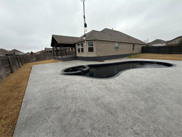 115 Brazil DR, Buda, TX 78610