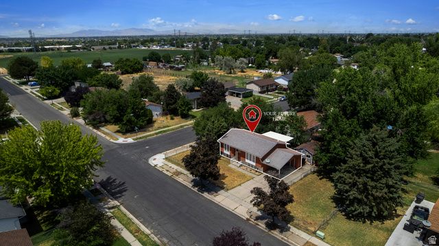 1352 W 2600 N, Clinton, UT 84015