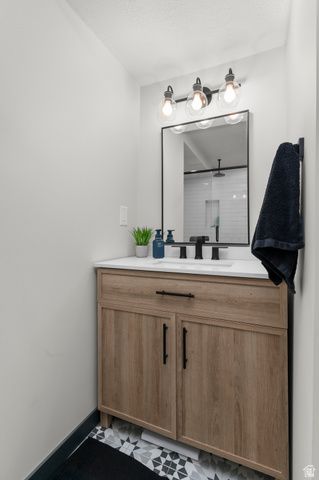 1352 W 2600 N, Clinton, UT 84015