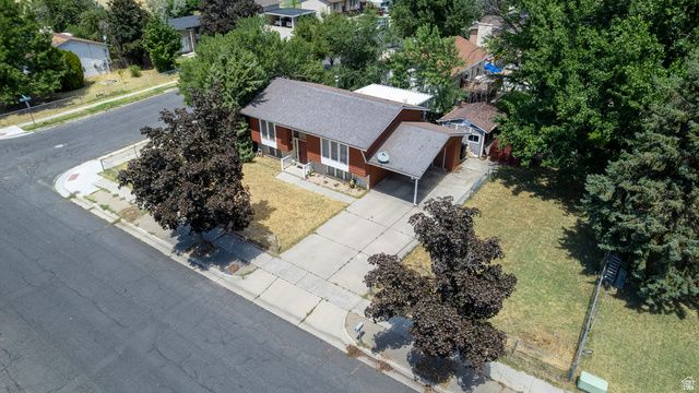 1352 W 2600 N, Clinton, UT 84015