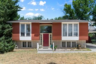 1352 W 2600 N, Clinton, UT 84015