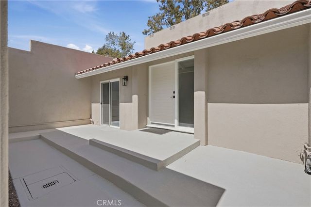 10803 Los Jardines E, Fountain Valley, CA 92708