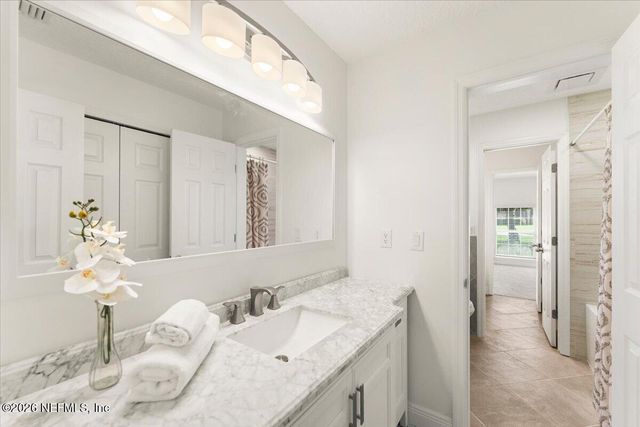 8039 SIERRA GARDENS Drive, Jacksonville, FL 32219