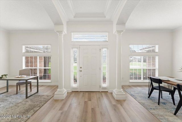 8039 SIERRA GARDENS Drive, Jacksonville, FL 32219