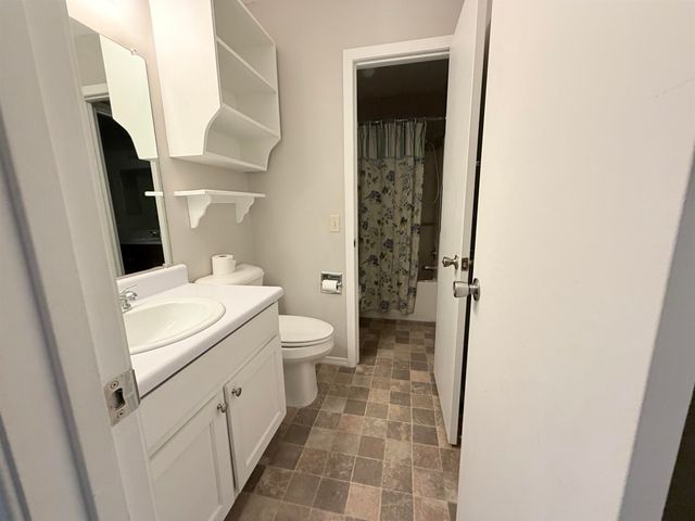 26 Tenkiller Lane, Cherokee Village, AR 72529
