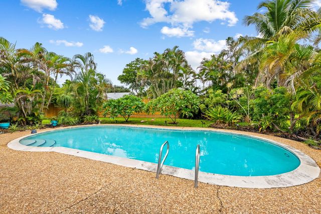 8764 SW 51st Court, Cooper City, FL 33328