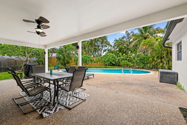 8764 SW 51st Court, Cooper City, FL 33328