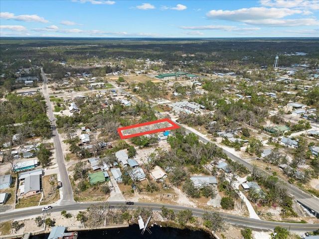 209 SE 10th Street, Steinhatchee, FL 32359