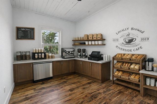 209 SE 10th Street, Steinhatchee, FL 32359