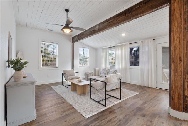 209 SE 10th Street, Steinhatchee, FL 32359