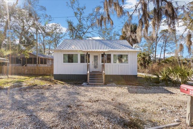209 SE 10th Street, Steinhatchee, FL 32359
