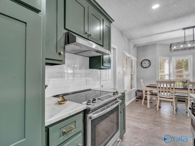 6514 Moores Mill Road NE, Huntsville, AL 35811