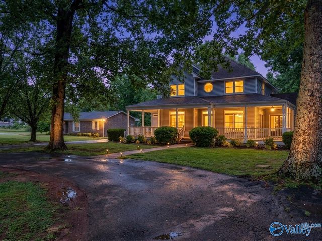 6514 Moores Mill Road NE, Huntsville, AL 35811