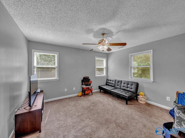 6514 Moores Mill Road NE, Huntsville, AL 35811