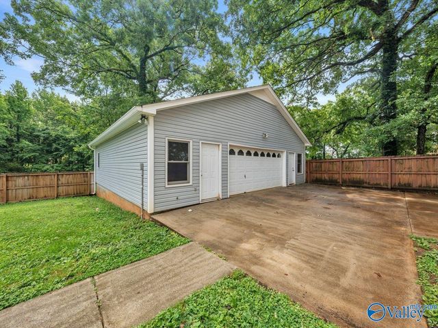 6514 Moores Mill Road NE, Huntsville, AL 35811