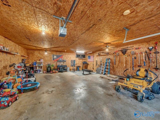 6514 Moores Mill Road NE, Huntsville, AL 35811