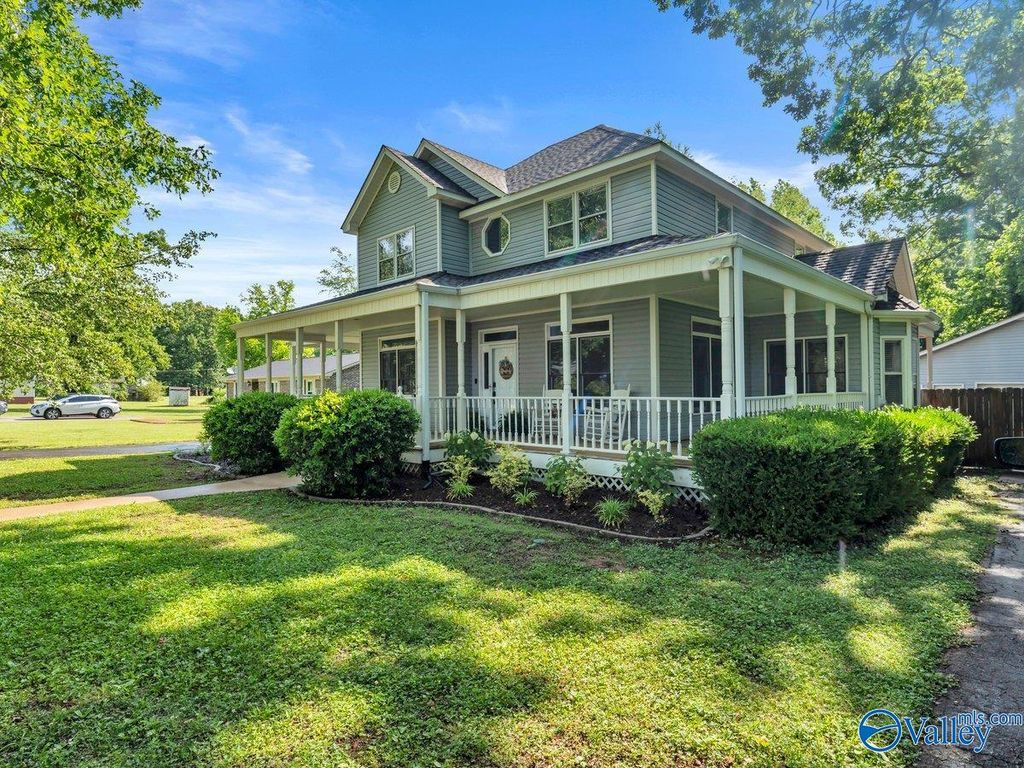 6514 Moores Mill Road NE, Huntsville, AL 35811
