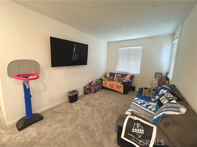 1485 E Laurelwood Drive, San Bernardino, CA 92408