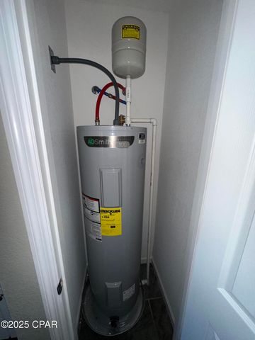 6630 Grande Oak Loop, Grand Ridge, FL 32442