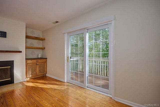 5203 Applewood Circle, Carmel, NY 10512