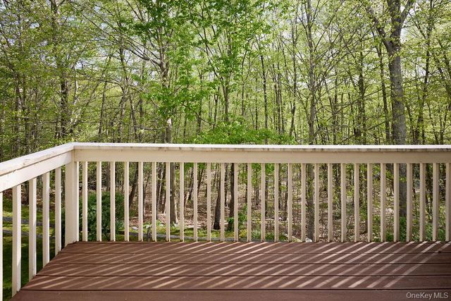5203 Applewood Circle, Carmel, NY 10512