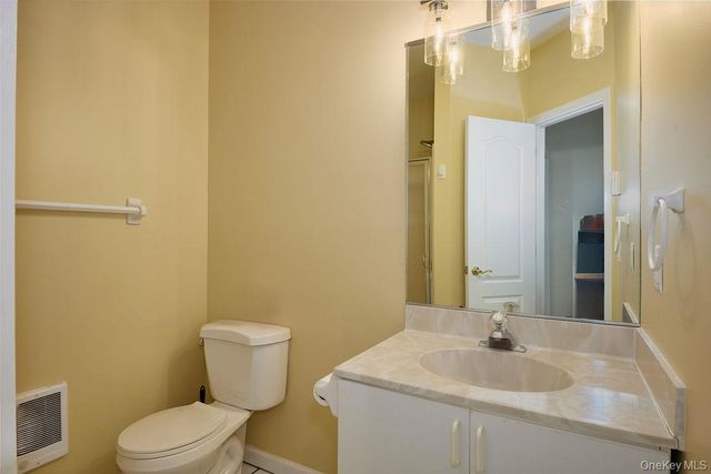 5203 Applewood Circle, Carmel, NY 10512